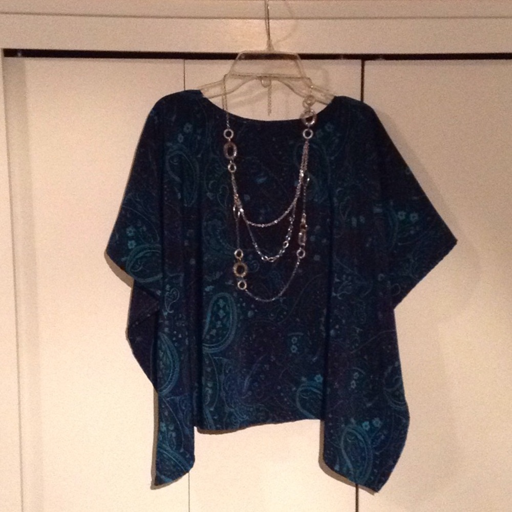 Lightweight Flowing Top